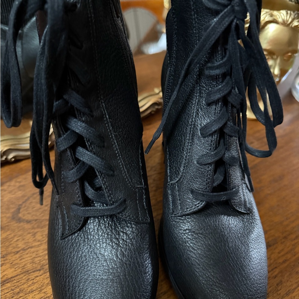 Corso Como Black Lace-Up Ankle Boots - Picture 4 of 15